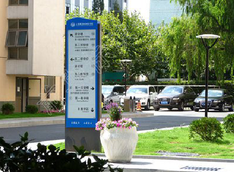 资兴哪些因素影响宣传栏的制作？